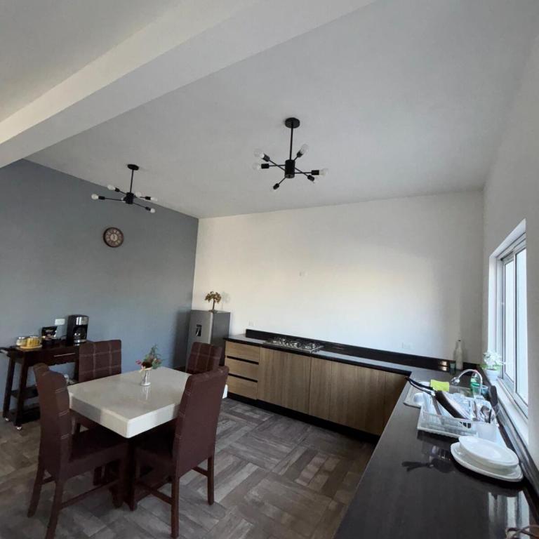 Departamento amueblado en privada , mesa de billar en Dominio Cumbres - Two-Bedroom Apartment - 15