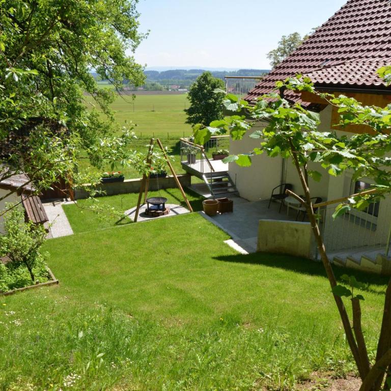 Haus Allgäublick bei Kronburg - Alleinlage mit Sauna, Kamin und eingezäuntem Garten - Haus mit 3 Schlafzimmern - 12