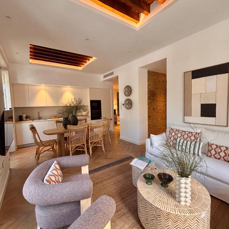 Genteel Home Plaza de la Marina - Apartamento Premium de 3 dormitorios con balcón - 18