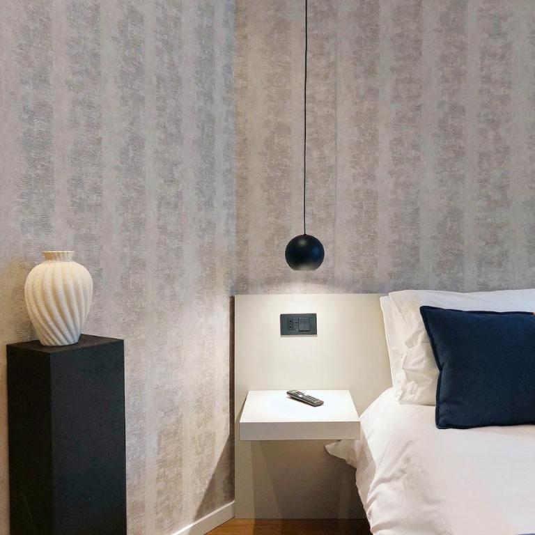 Urbe Charme Scipioni - 3 Suites 3 Bathrooms - Three-Bedroom Apartment - High Floor - 17