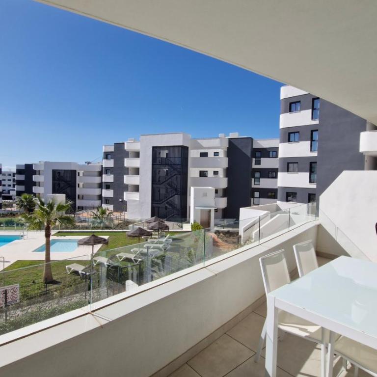 Mara's Apartments Higuerón West - Suncoast Comfort - Apartamento de 2 dormitorios con balcón y terraza - 24