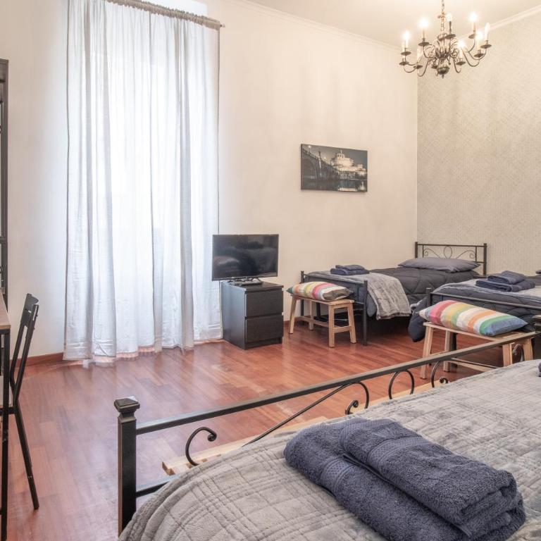 Long John Apartment - One-Bedroom Apartment - 27