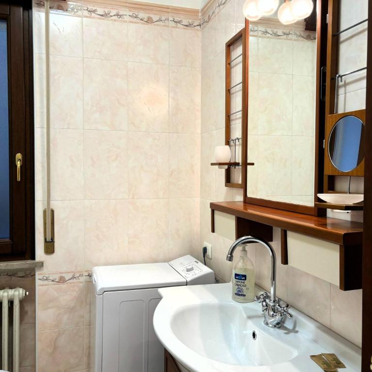 Casa Lungolago - Appartamento con 2 Camere da Letto e Vista Lago - 21