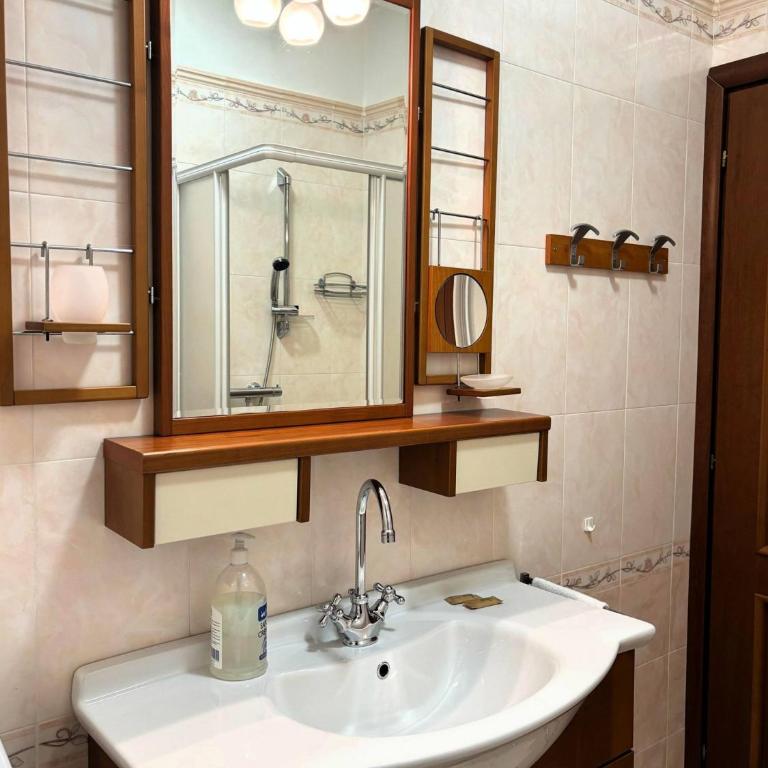 Casa Lungolago - Appartamento con 2 Camere da Letto e Vista Lago - 22