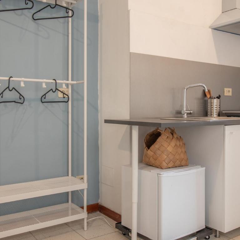 Long John Apartment - Studio - 13