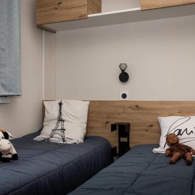 ZEcamping 4 étoiles animé piscine couverte 1km plage fitness mobil-home TV - Mobilheim - 23