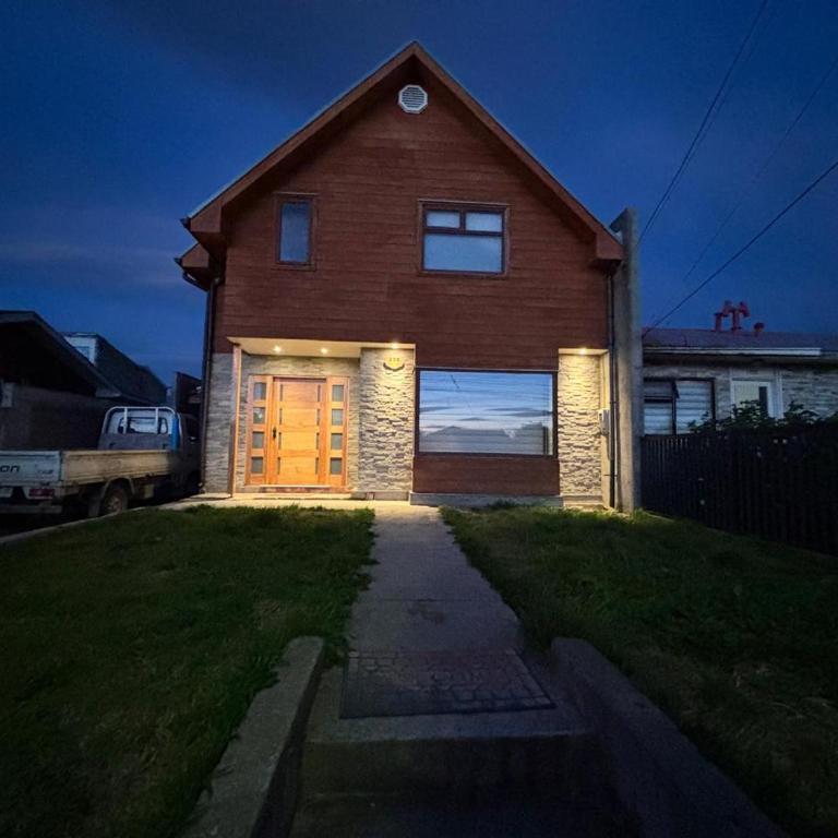 Elegancia Patagonica - Four-Bedroom House - 19
