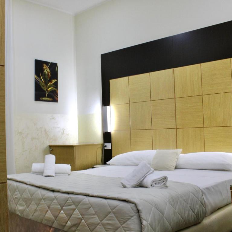 Hotel Fiorella Milano - Camera Matrimoniale Classic - 2