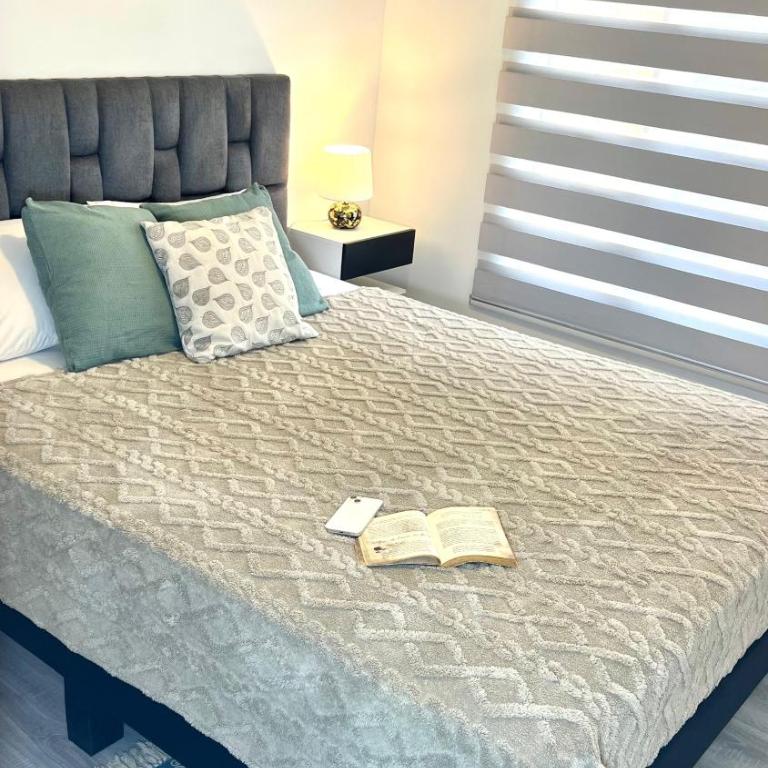 Hospedaje Corporativo cerca de Embajada Americana y Solca - Two-Bedroom Apartment - 10