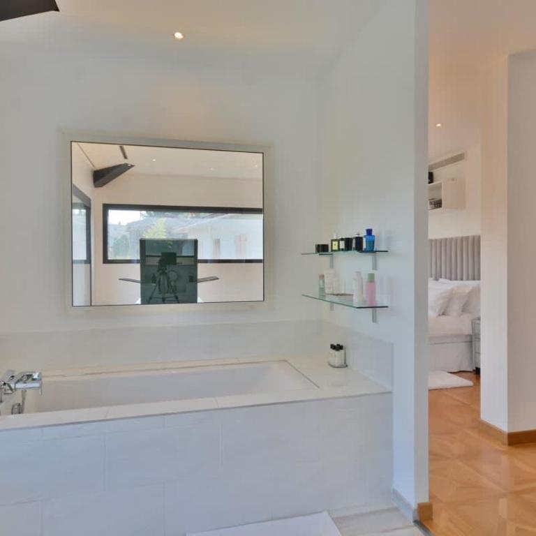 Villa Bella Vista # Piscine - Luxe et Sérénité au Cœur du Cannet - Villa - 12