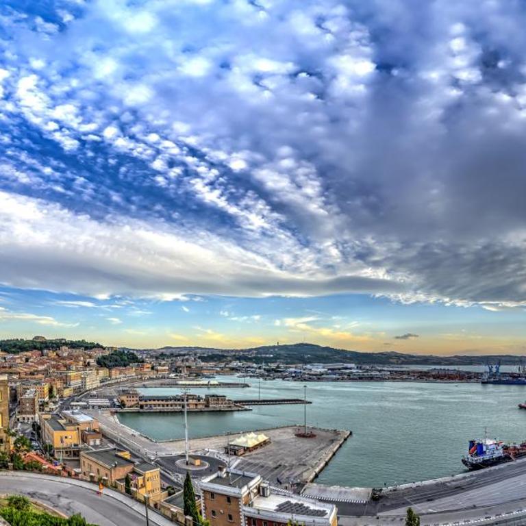 CarloAlbertoApartment-C by Homes in Ancona - Appartamento con 3 Camere da Letto - 13