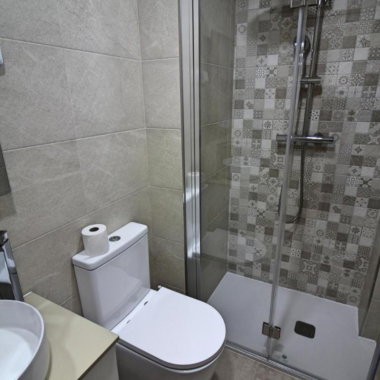 Habitación suite, entrada autónoma y baño privado - Habitación Doble - 17