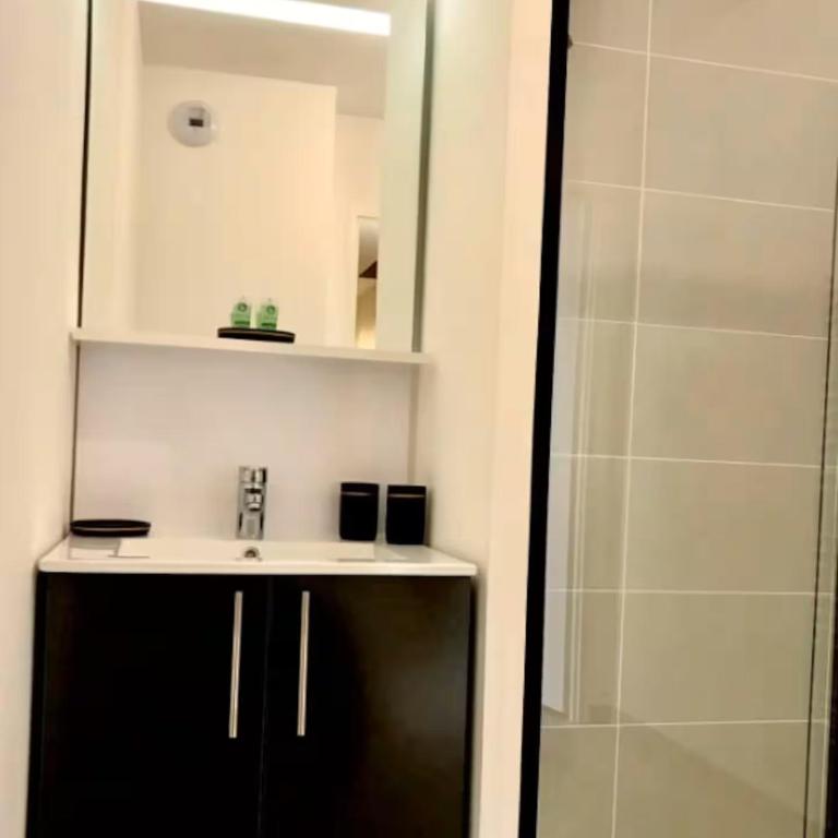 Suite Design - Plage à 50m - Terrasse sud - One-Bedroom Apartment - 5