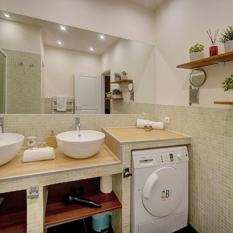 Beautiful 3-room apartment in Carré d'Or - Apartment mit 2 Schlafzimmern - 6