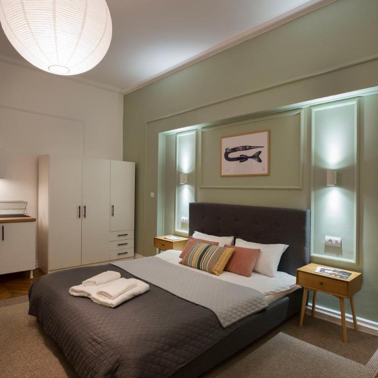 High Note Suites - Superior Double Room - 6