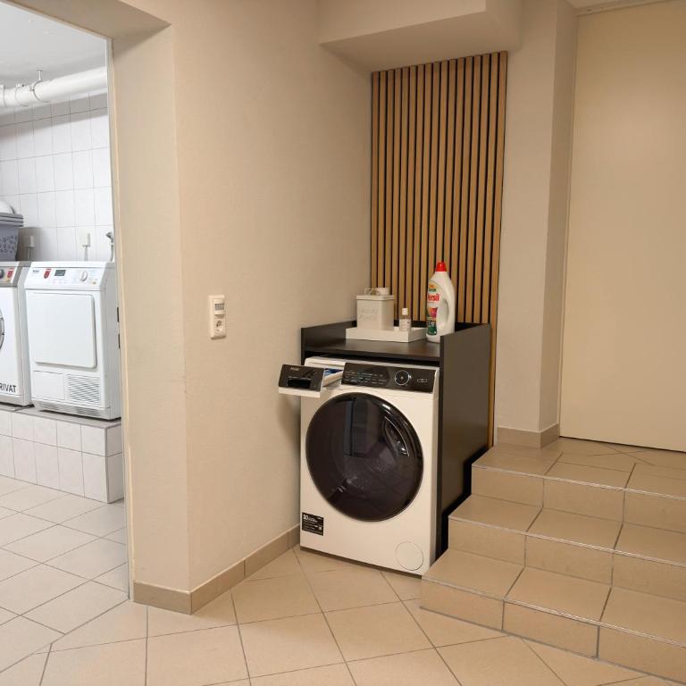 "GLÜCKSMOMENT" - Premium Apartments Seekirchen, beeindruckende Ferienwohnung mit gemeinsam genutzter Poolarea - Apartment - 65