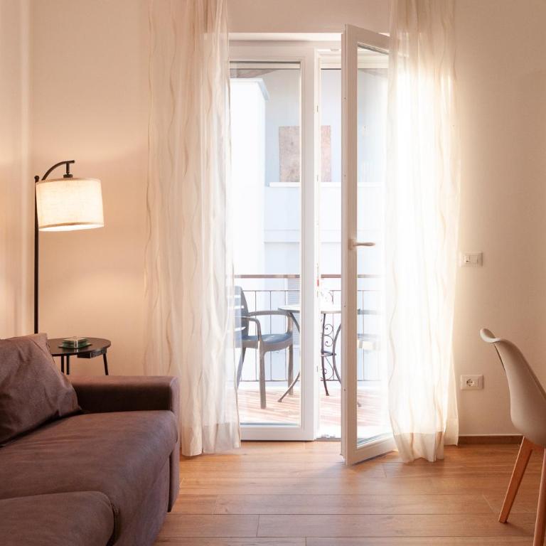 Italian Soul Apartment - Appartamento con 2 Camere da Letto e Balcone - 6