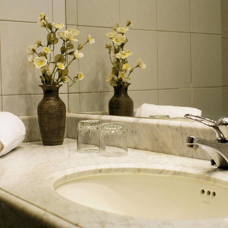 Hotel Tierra Del Fuego - Twin Room - 5
