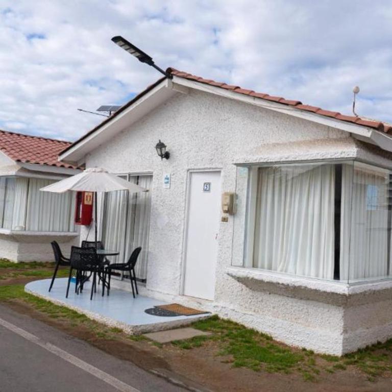 Cabañas Pinamar - One-Bedroom Cottage - 1