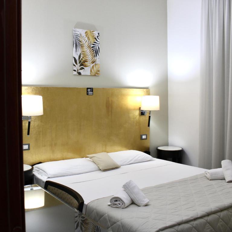 Hotel Fiorella Milano - Camera Matrimoniale Classic - 3