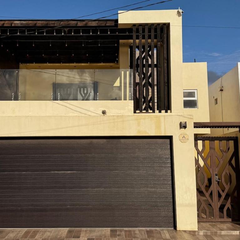 Casa Nueva Frente a Mar - Apartamento de 3 dormitorios - 30