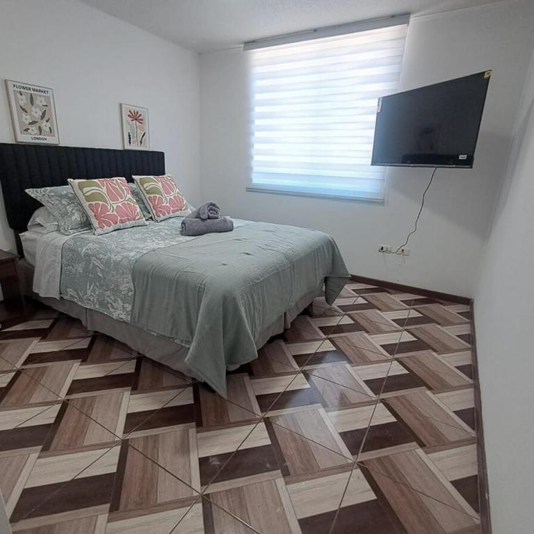 Cómodo depto en condominio con piscina y parking - One-Bedroom Apartment with Balcony - 1