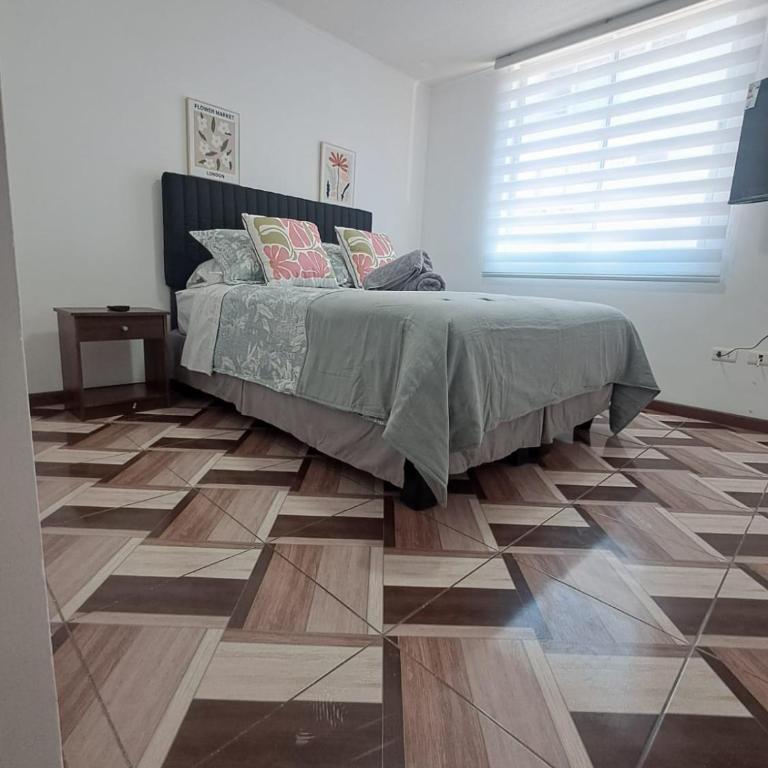 Cómodo depto en condominio con piscina y parking - One-Bedroom Apartment with Balcony - 7