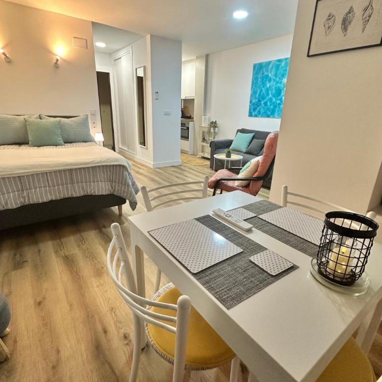 ESTUDIO CANNES Avenida de las Antillas Torrox Costa - One-Bedroom Apartment - 15