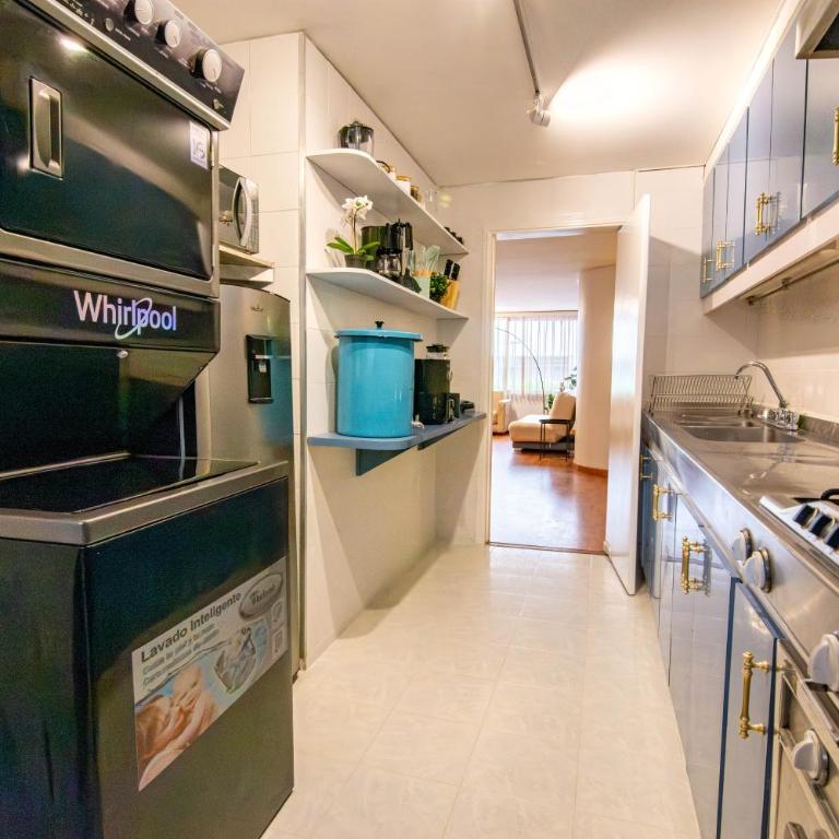Encantador apartamento en la Zona Rosa - Two-Bedroom Apartment - 4