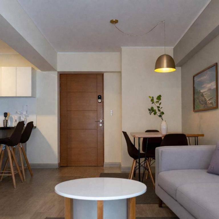Comfortable 2BR with Balcony in Miraflores - Two-Bedroom Apartment with Balcony - 8