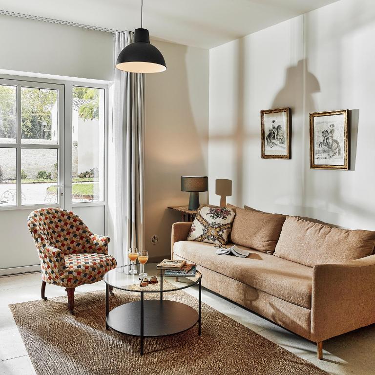 Château de la Piscine - Appartements dans le Mas au coeur d'un grand parc arboré - Apartment with Terrace - Ground Floor - 5