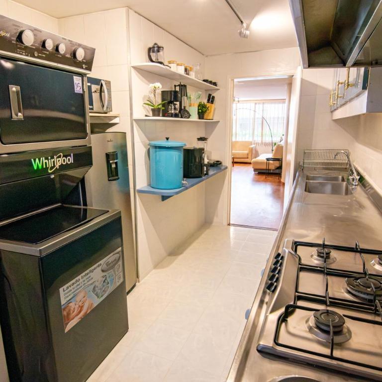 Encantador apartamento en la Zona Rosa - Two-Bedroom Apartment - 22