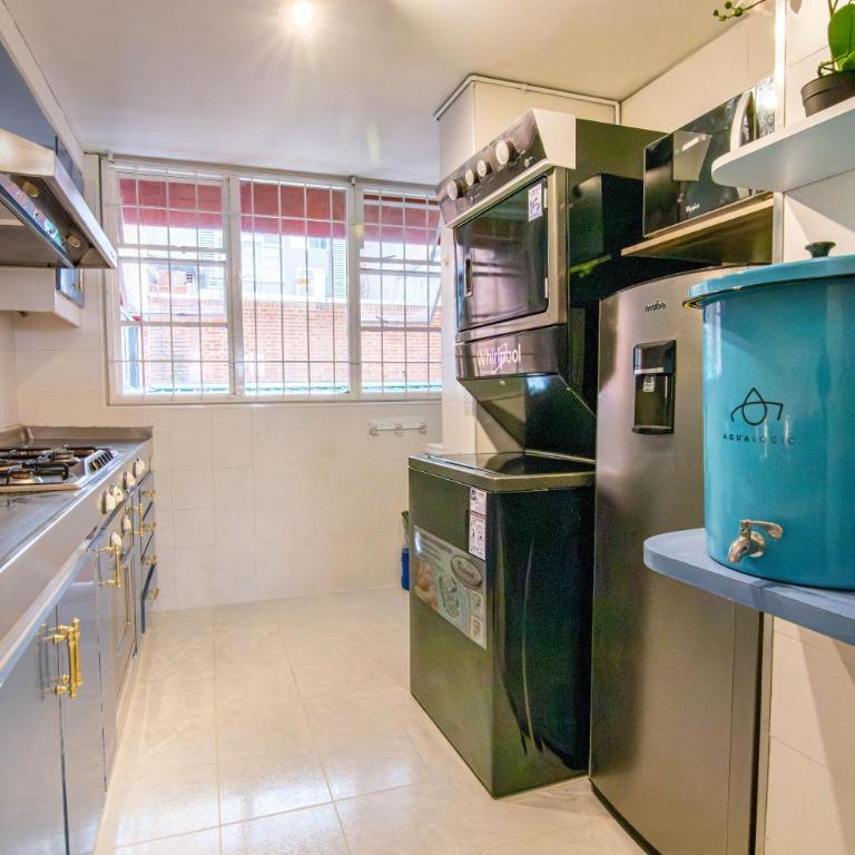 Encantador apartamento en la Zona Rosa - Two-Bedroom Apartment - 31