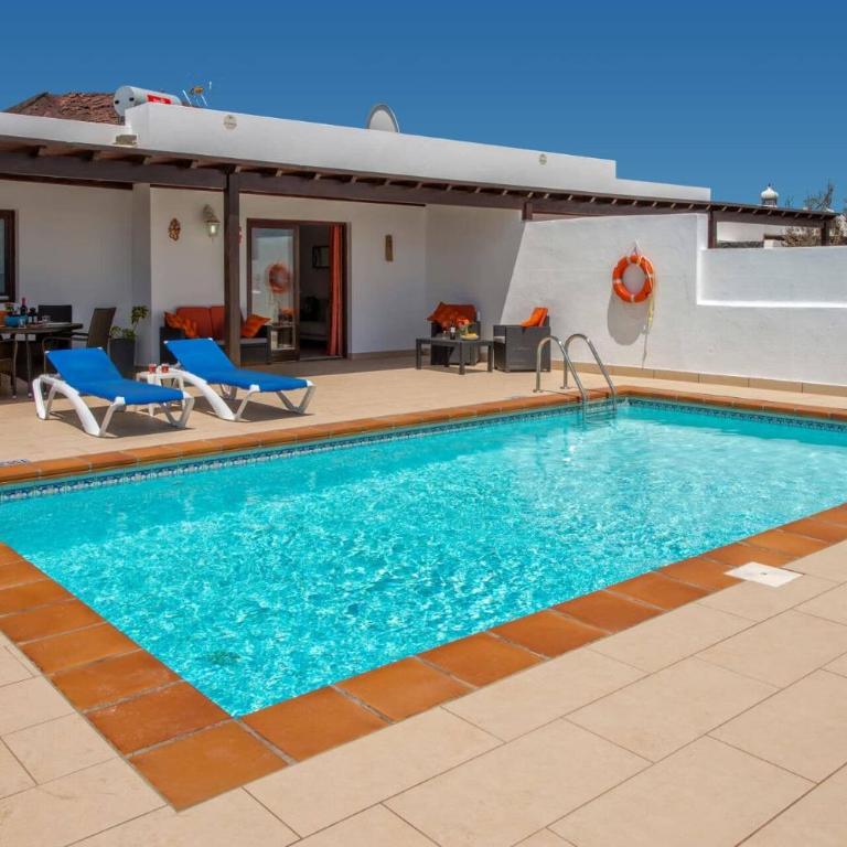 Villa Ramon by Villa Plus - Villa - 13