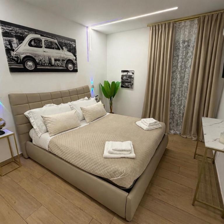 Maison Ferba - King Room with Balcony - 1