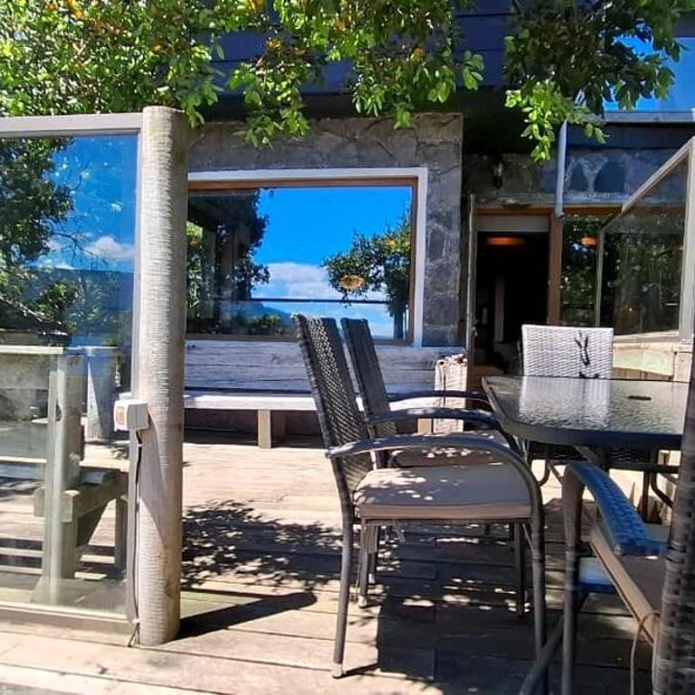 Casa exclusiva frente a la playa y cerca del centro - Five-Bedroom House - 29