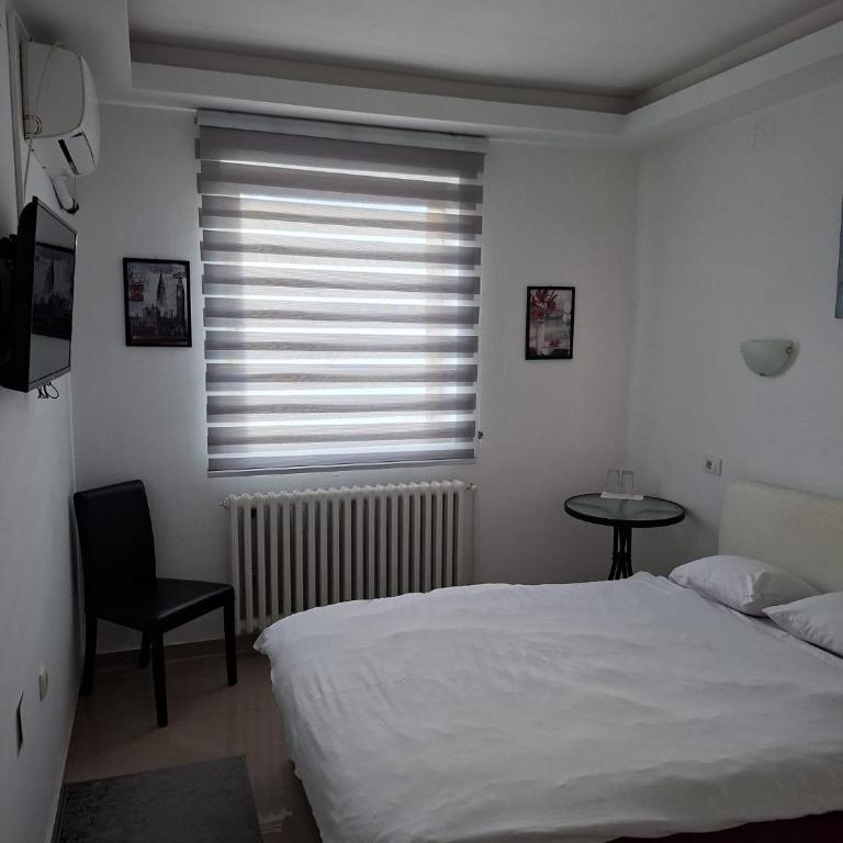 Bela Ruza Rooms For Rent Near Airport - Apartman sa 1 Spavaćom Sobom - 5