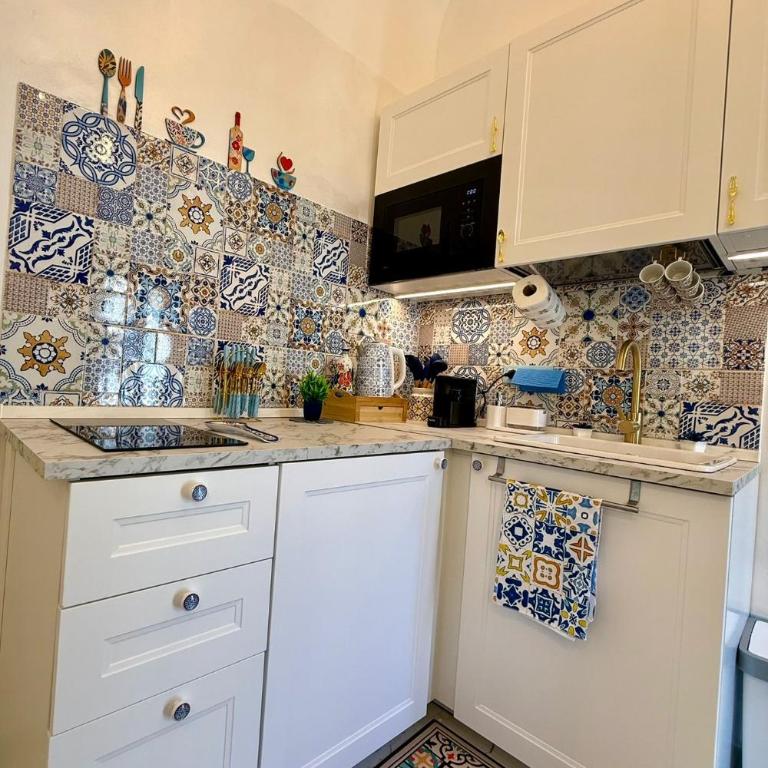 Yell-O Ballarò - Market View & Quiet Stay - Appartamento Deluxe con 1 Camera da Letto e Vista Città - 22
