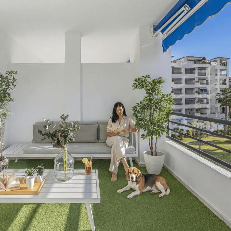 VACATION MARBELLA I Central Puerto Banus Apt, 24-7 Security, a minute from the Marina, The Sea and Luxury Shopping - Apartamento - 14
