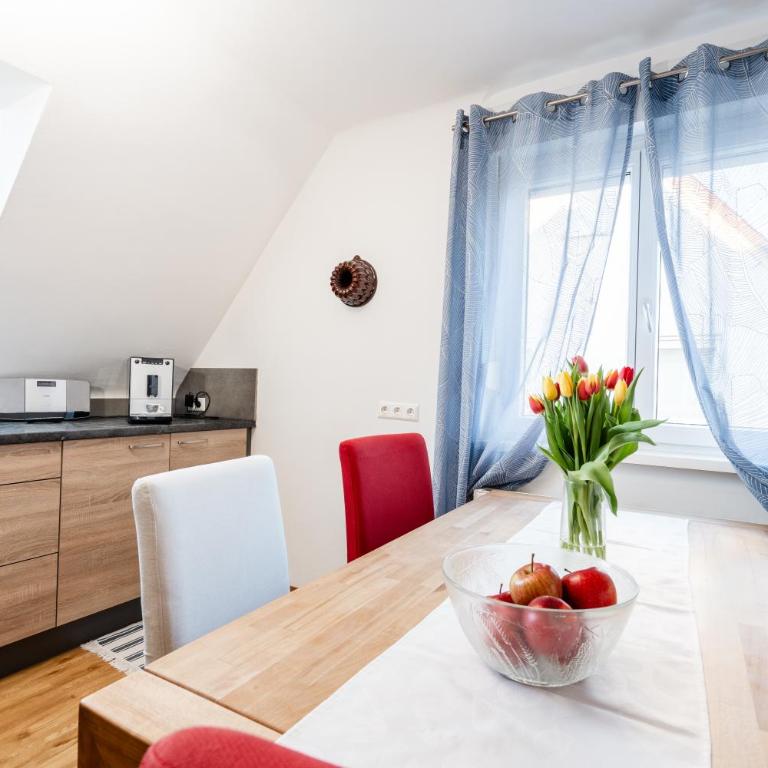 Pension Kohlweg - Free Parking, Garden and air conditioning - Apartment mit Terrasse - 12