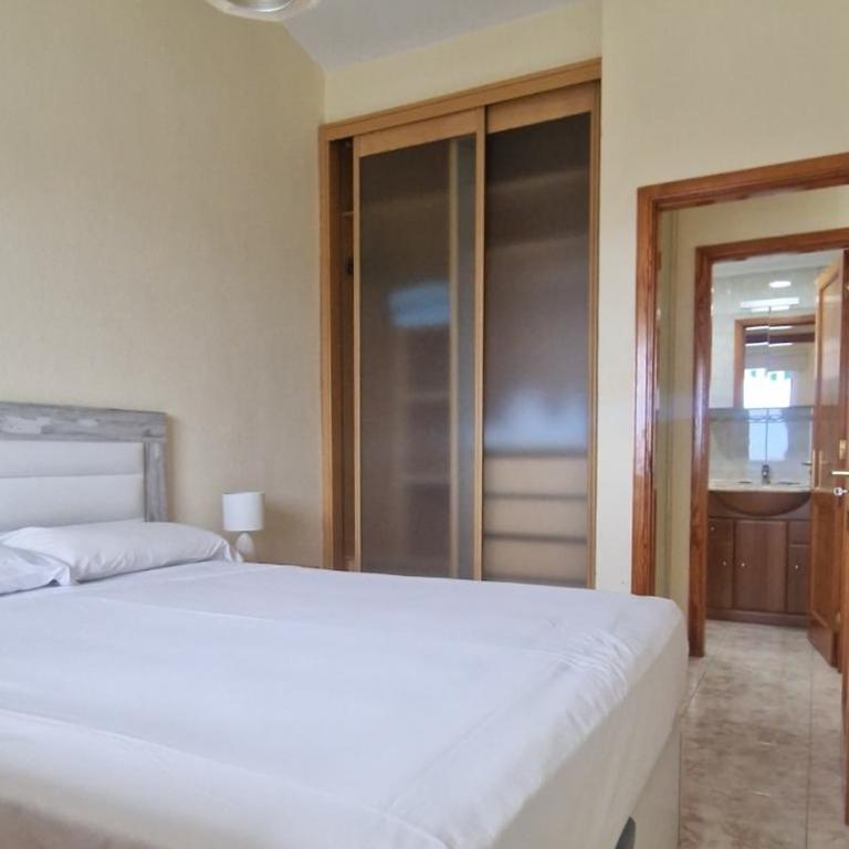Amazing view only for long stay 6 month - One-Bedroom Apartment - 13