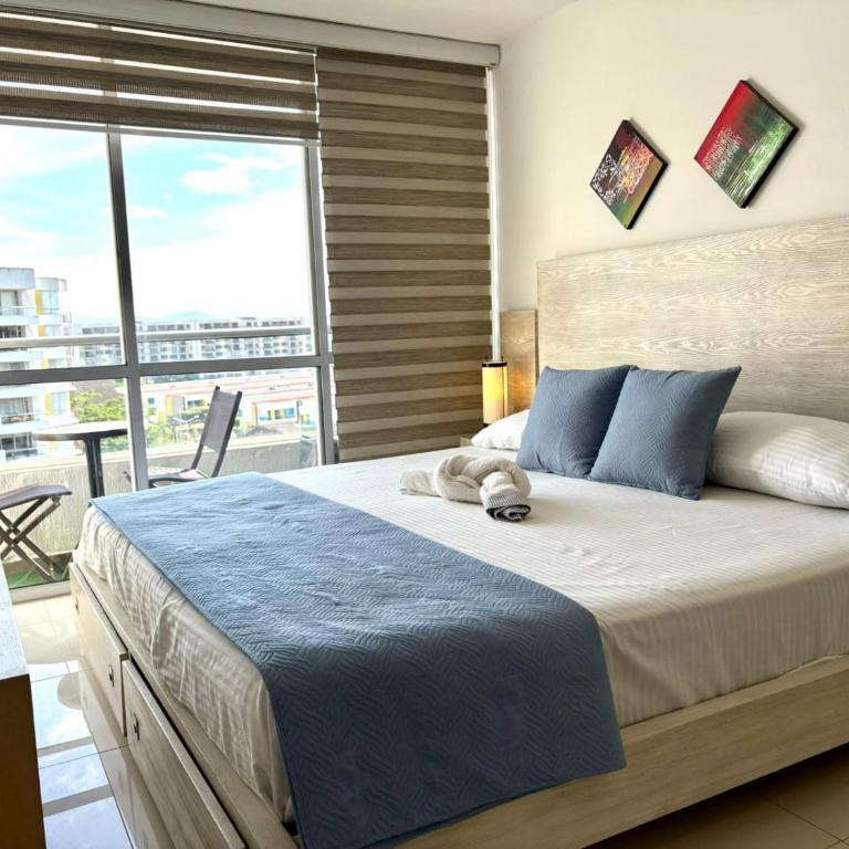 Apartamento con vista a piscina - a 5 minutos de girardot - Apartamento de 3 dormitorios con balcón - 10