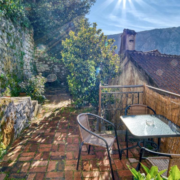 Best view! Rooftop with Garden - Old Town Nr404 - One-Bedroom Apartment - 4