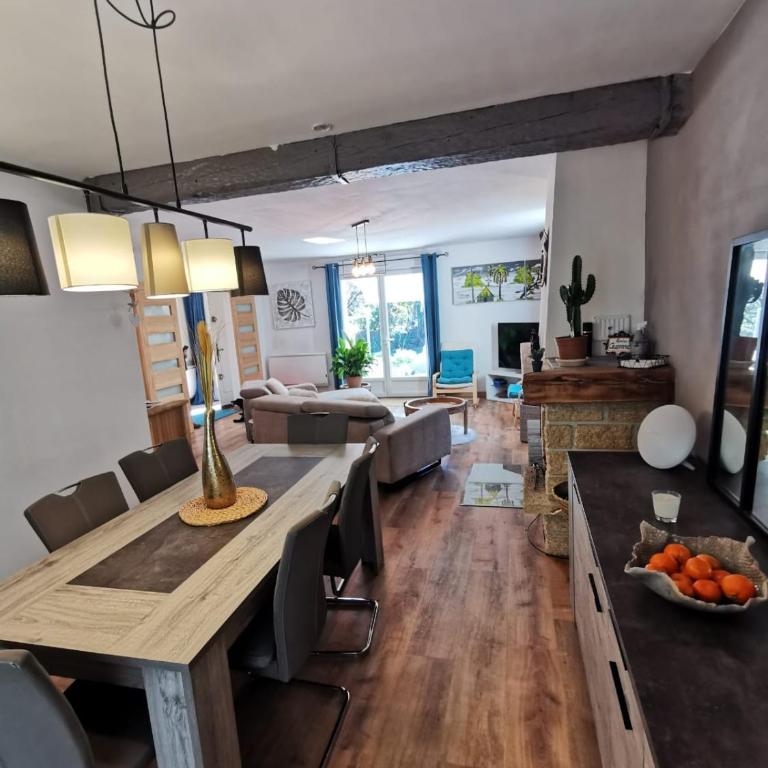 4-Star Air-Conditioned Villa with Heated Pool - Villa avec Piscine Privée - 13