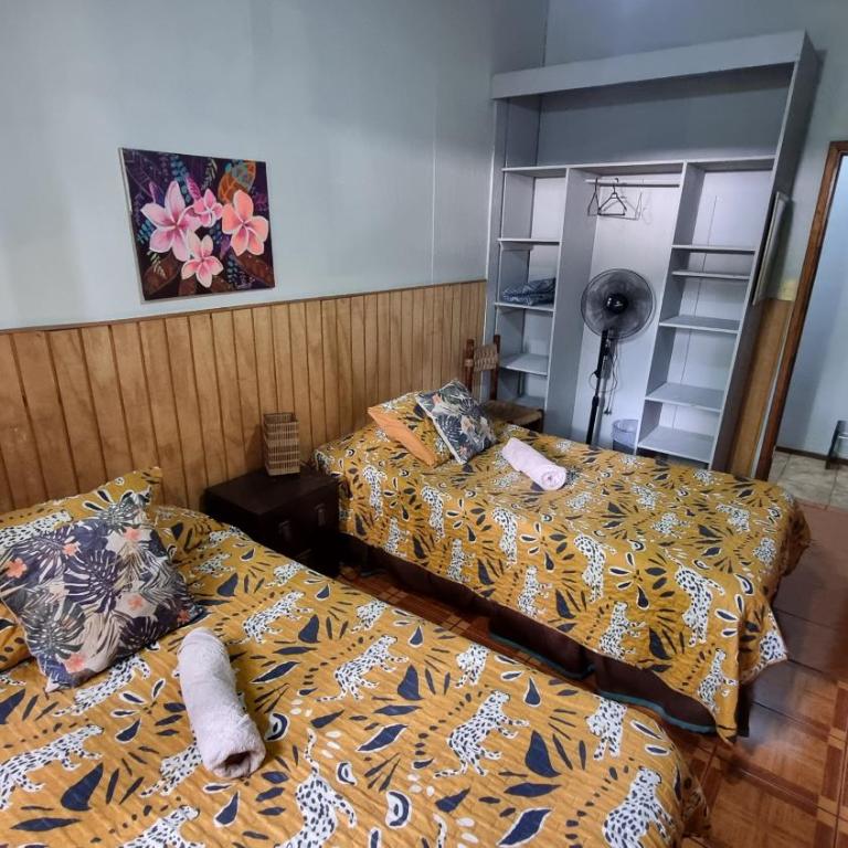 Hostal Vieroto - Twin Room with Shared Bathroom - 11