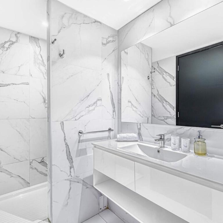 City Light W 2BR, Pool Gym Near Costanera Center - Two-Bedroom Apartment - 2