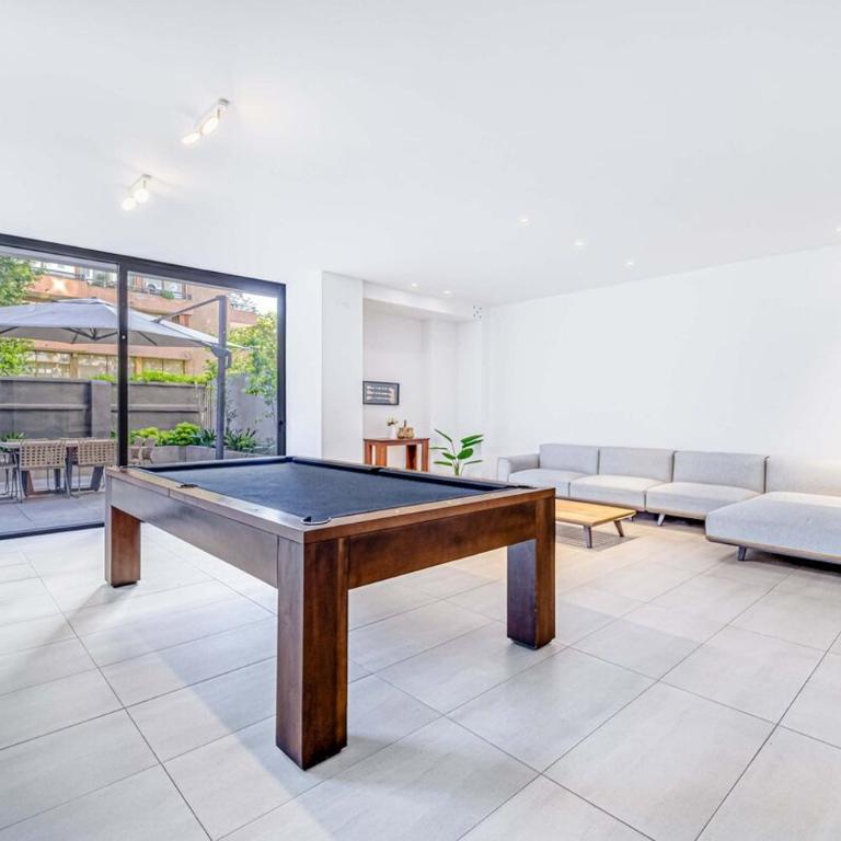 City Light W 2BR, Pool Gym Near Costanera Center - Two-Bedroom Apartment - 3