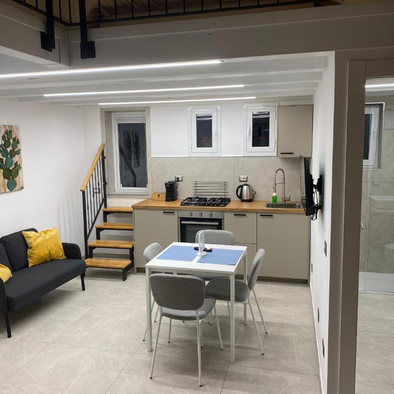 Sorrentino House - Appartamento con 1 Camera da Letto - 11