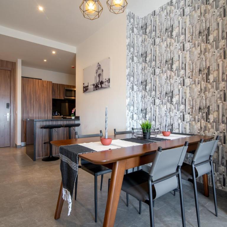 Luxury 27th-Floor Condo near Historic Downtown - One-Bedroom Apartment - 7