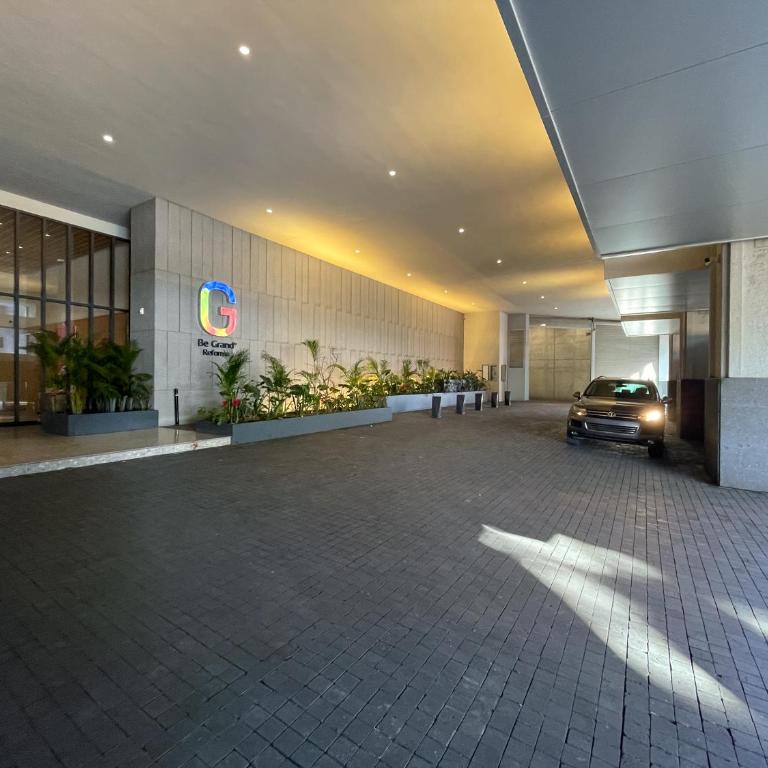 Luxury 27th-Floor Condo near Historic Downtown - One-Bedroom Apartment - 3